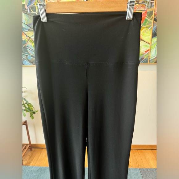 Norma Kamali Black Boot Pants. Size Small. - Picture 7 of 13